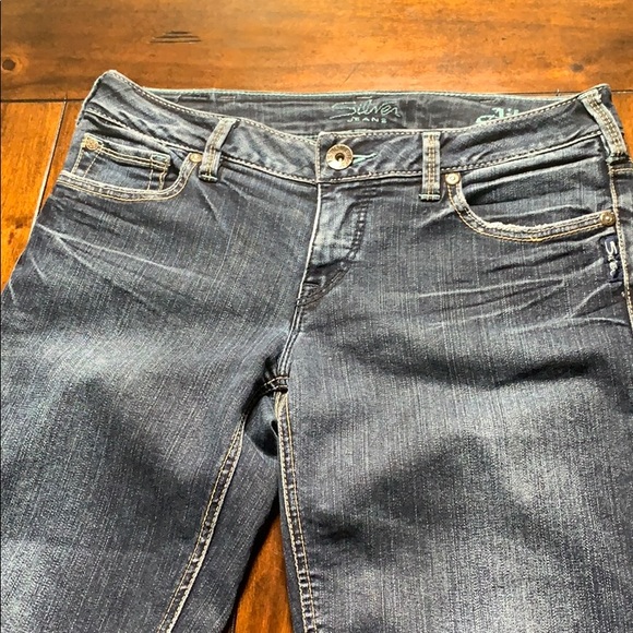 SILVER JEANS || AIKO Jeans - Picture 1 of 8